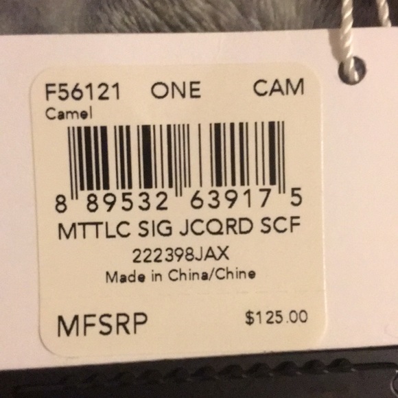 Coach Reversible Scarf - Picture 4 of 4